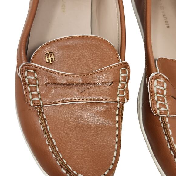 Tommy Hilfiger Slip On Leather Loafers Shoes Brown Camel Round Toe Size 9M - Picture 5 of 9